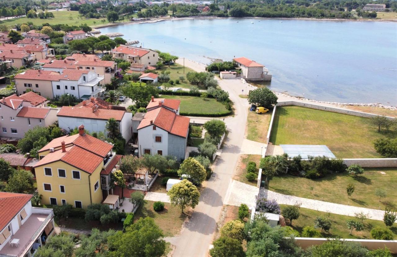 Lina Apartments Umag Buitenkant foto